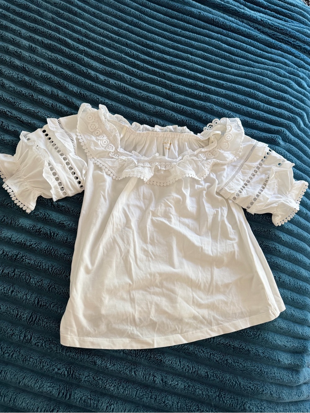 Lilly Pulitzer Arlene top 🤍🤍🤍